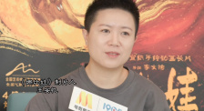 男人猛激烈吃奶gif动态图